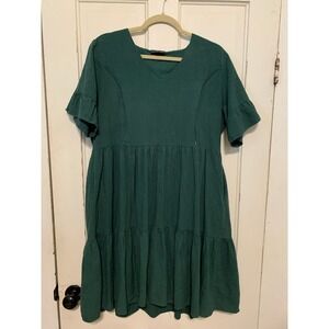 Nursing Queen green cotton gauze dress, Size large with pockets.